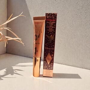 Charlotte Tilbury Limited Edition Beauty Light Wand Blush - Pink